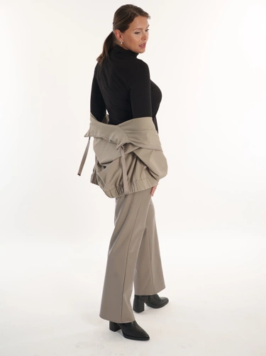 Dámsky outfit TUZZI „Quiet Wild“ (3)